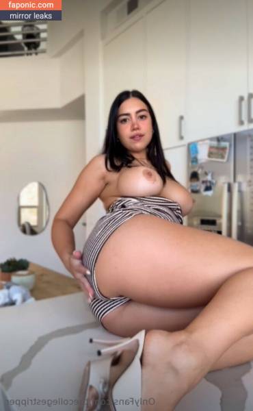 Mia Monroe aka leilaroxx aka mia_monroex aka thecollegestripper Nude Leaks OnlyFans on dailyfans.net