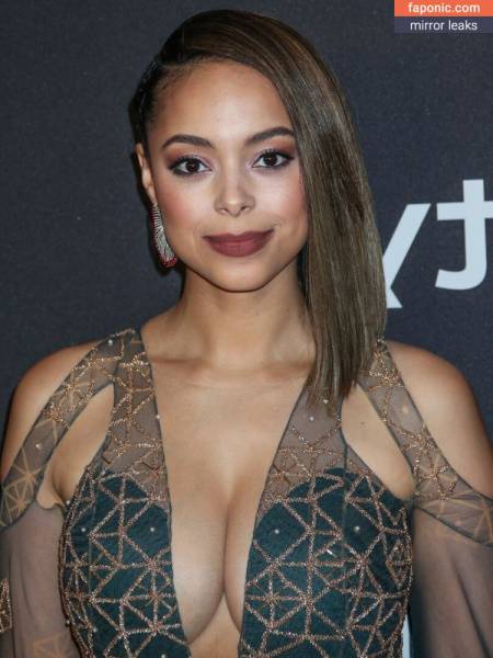 Amber Stevens West aka amberonistevenswest aka amberstevens Nude Leaks OnlyFans on dailyfans.net