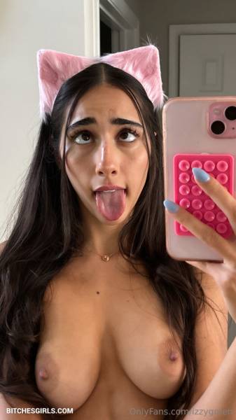 Izzy Green - Izzyygreennxox Onlyfans Leaked Video on dailyfans.net