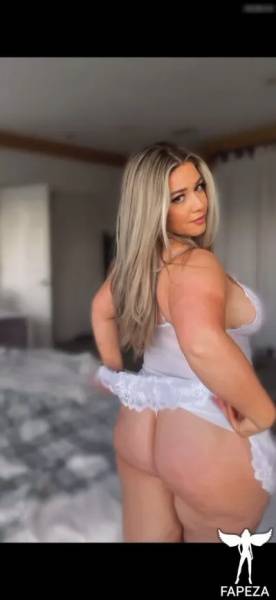 Ellanabryan / ellanabryan Nude Leaks OnlyFans - TheFap on dailyfans.net