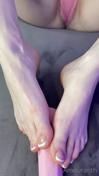 Amouranth Bare Feet Vibrator Footjob Onlyfans Video Leaked on dailyfans.net