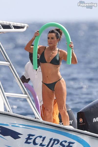 Kyle Richards, Erika Jayne & Dorit Kemsley Enjoy Their Ocean Swim in St Lucia (92 Photos) on dailyfans.net