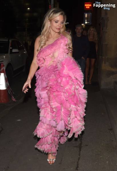 Helen Flanagan Looks a Little Worse For Wear on Birthday Night Out (75 Photos) on dailyfans.net