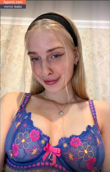 Sophiesouth aka sophieteen8 Nude Leaks OnlyFans on dailyfans.net