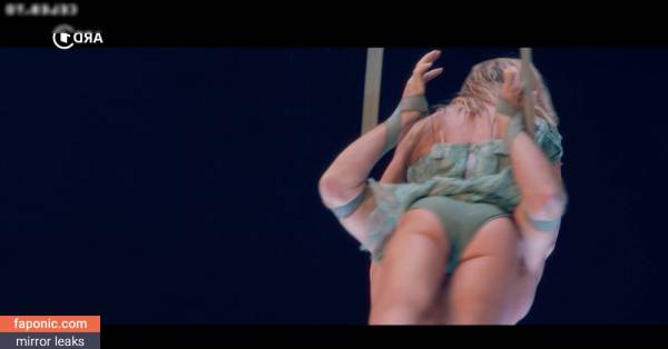 Helene Fischer aka helenefischer Nude Leaks on dailyfans.net